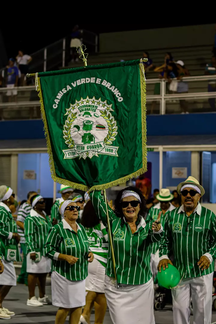 EXAGERADO! CAMISA VERDE E BRANCO EMOCIONA NO SEGUNDO ENSAIO TÉCNICO